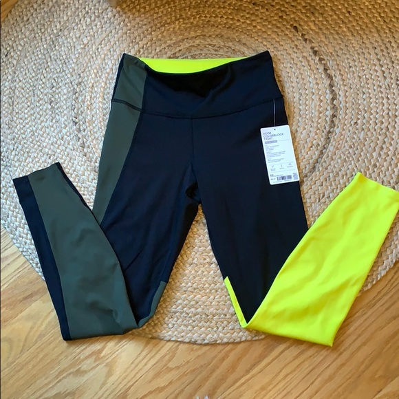 Athleta leggings xs micro fleece - Picture 2 of 8